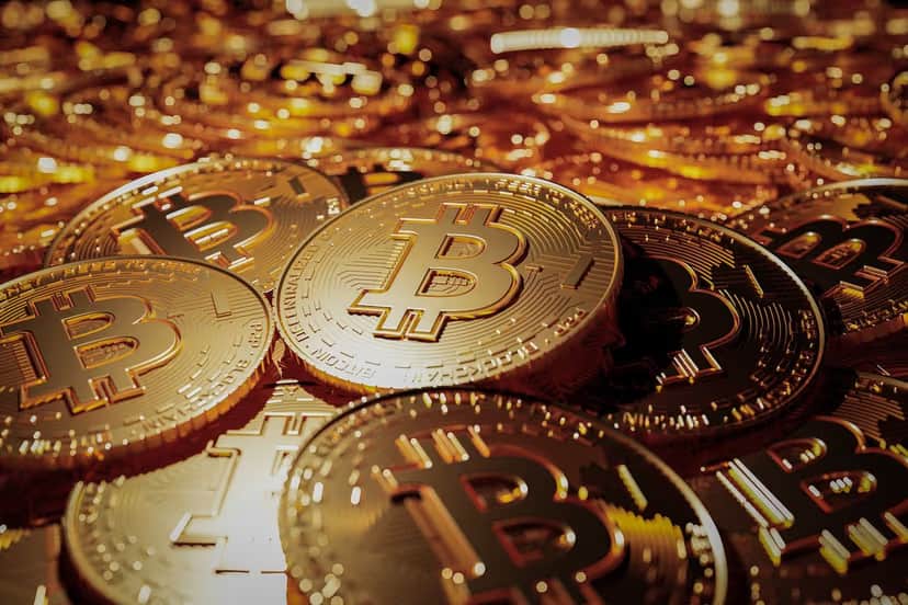 Bitcoin alcanza los 80.000 dólares mientras el Proyecto Freedom de Trump sacude los mercados petroleros
