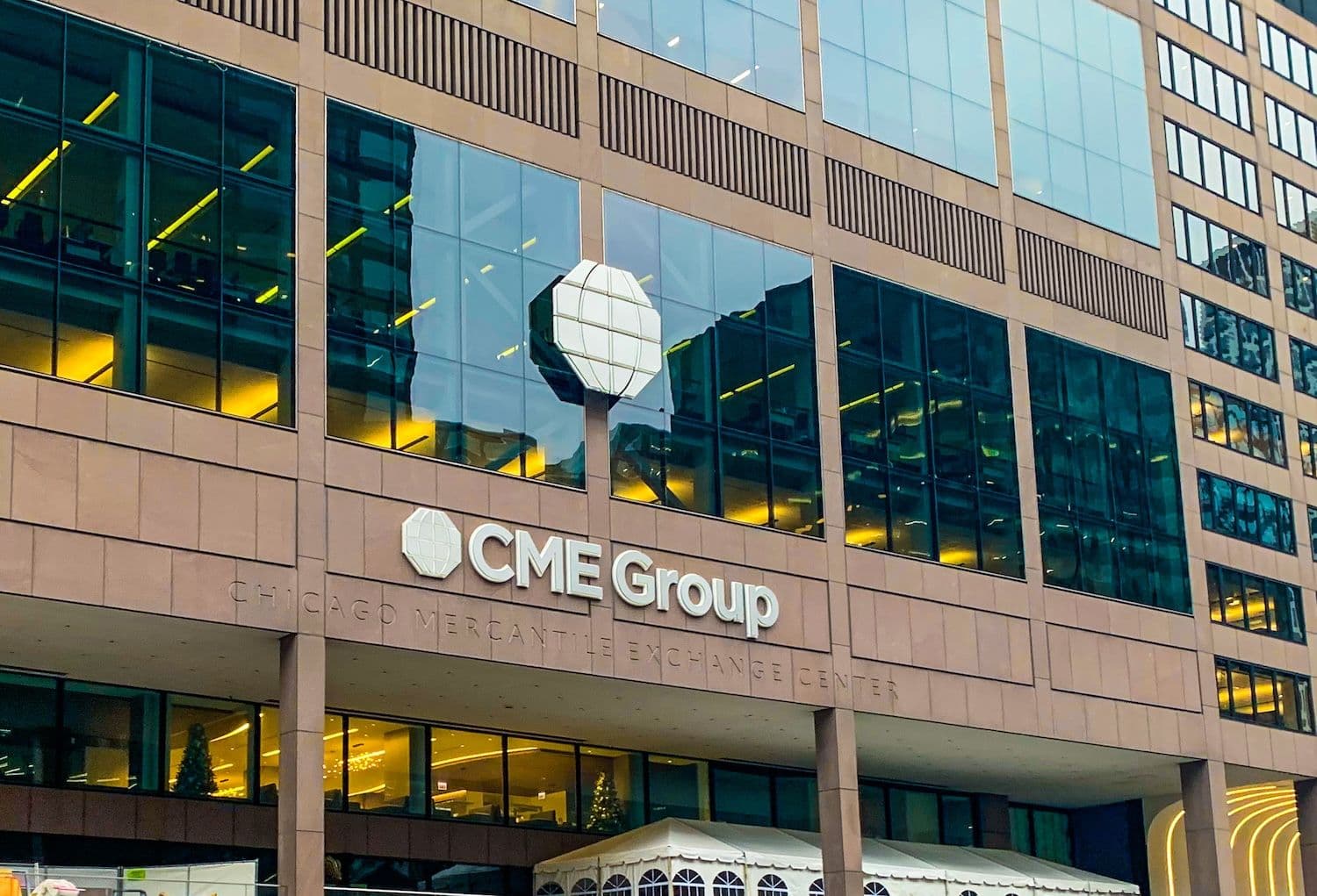 CME Group ปฏิเสธ Meme Coins, มุ่งเน้นที่อนุพันธ์คริปโตที่มีมูลค่าใช้สอย
