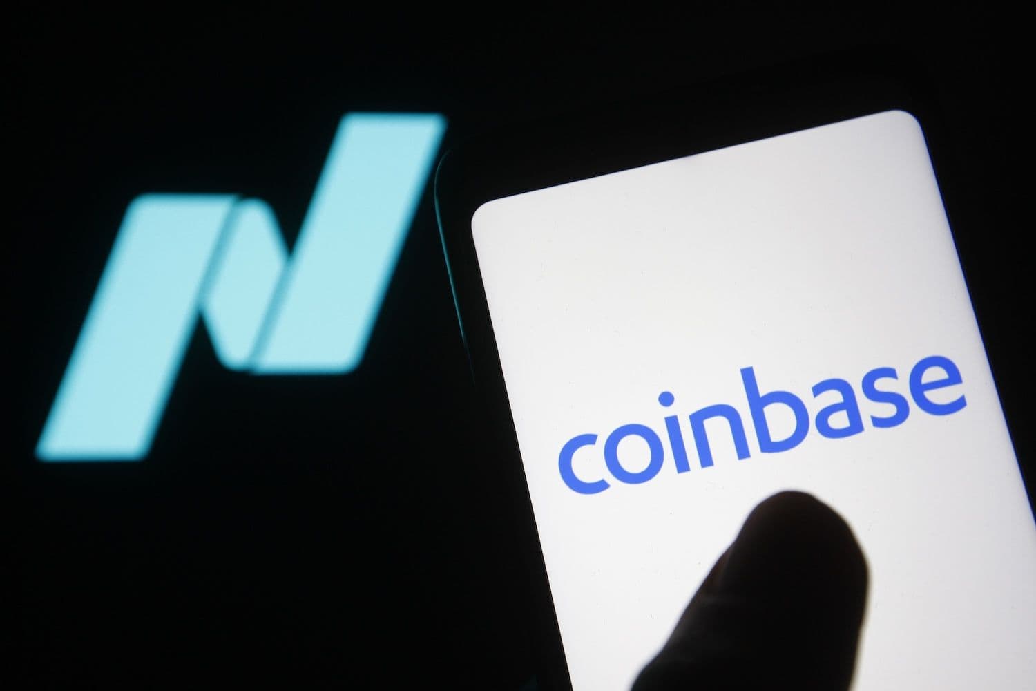 Coinbase将Ethena代币加入路线图，引发8.6%价格上涨
