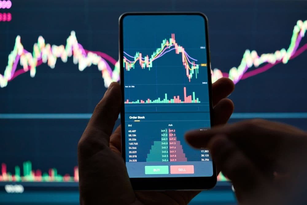 Шок в Bitcoin DeFi: Babylon втрачає $1,2 млрд TVL через заплановану міграцію стейкінгу
