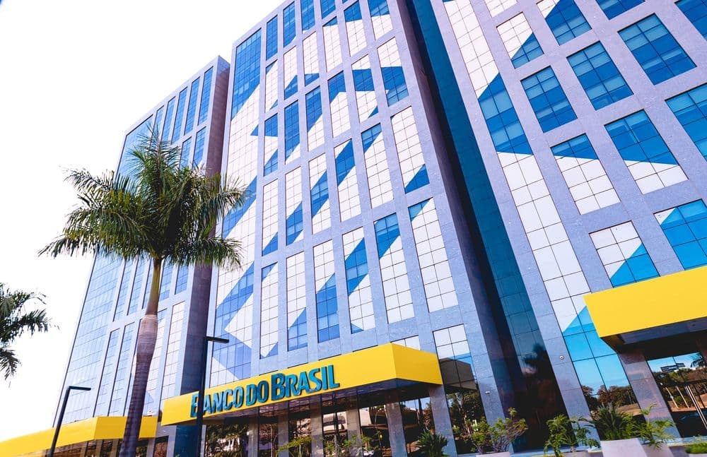 บราซิลเปิดตัว ETF XRP รายแรก ท้าทายท่าทีการกำกับดูแลของสหรัฐฯ
