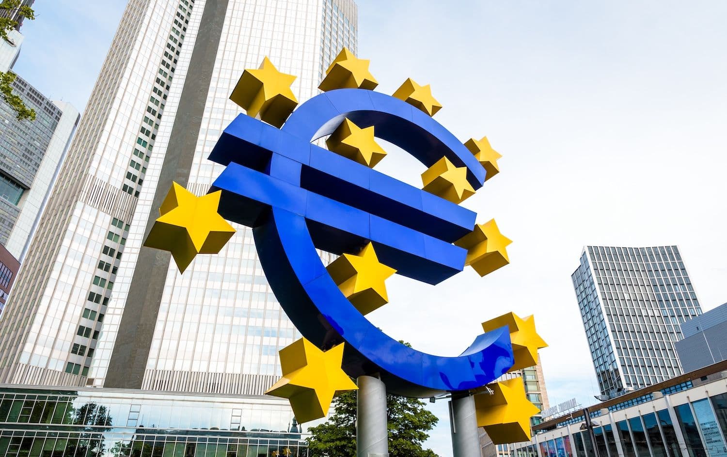 Il framework MiCA ottiene chiarezza sulle regole di interscambiabilità degli stablecoin con licenza UE
