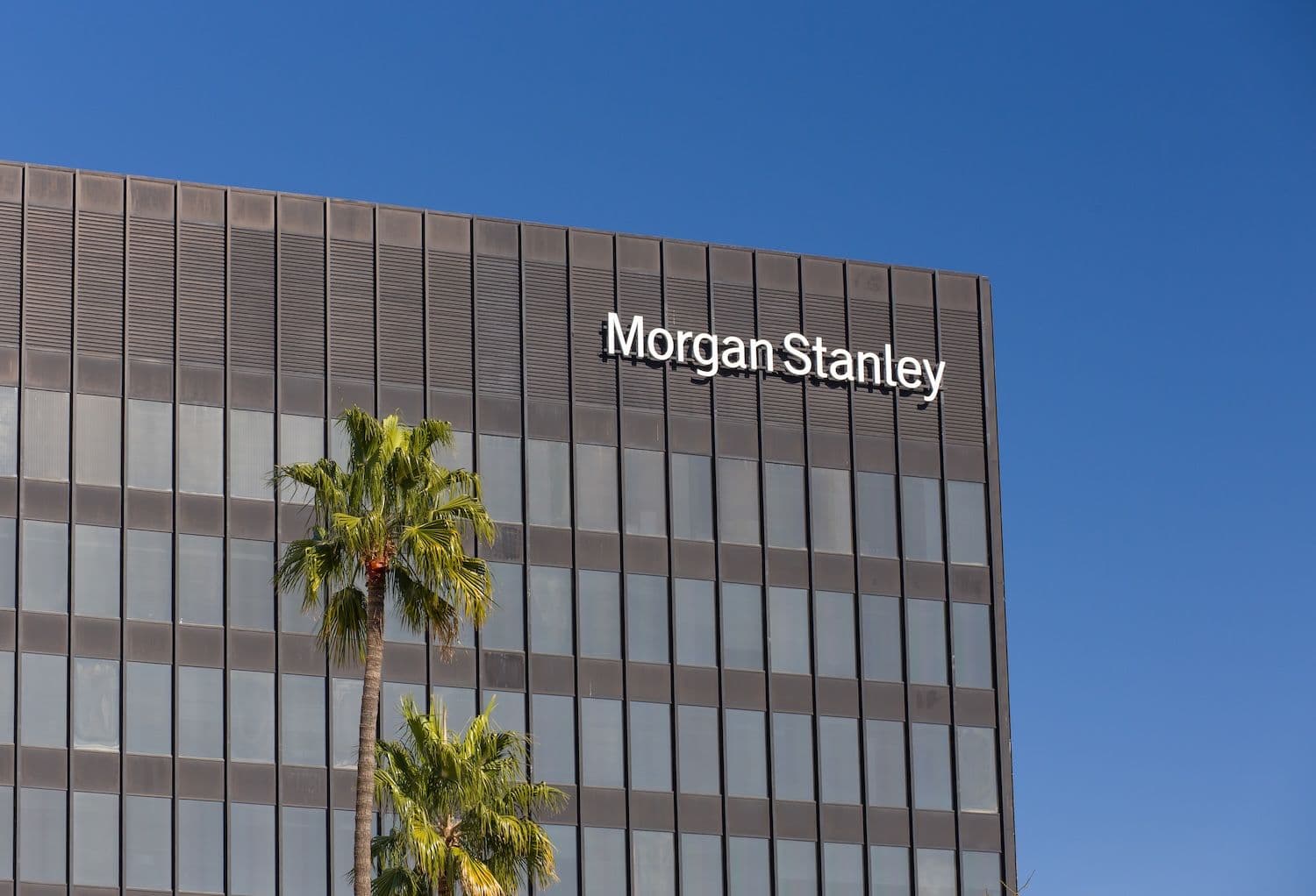 Bancos de Wall Street tornam-se pessimistas em relação ao dólar prevendo que o euro pode chegar a $1,25
